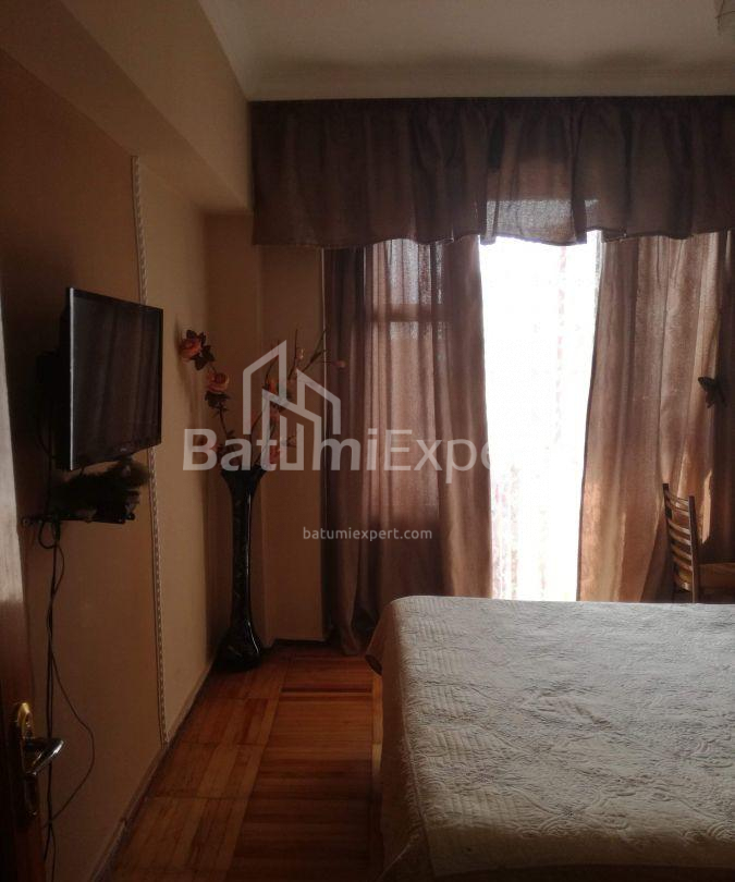 Квартира 68 м² - Зураба Горгиладзе, Батуми, Грузия
