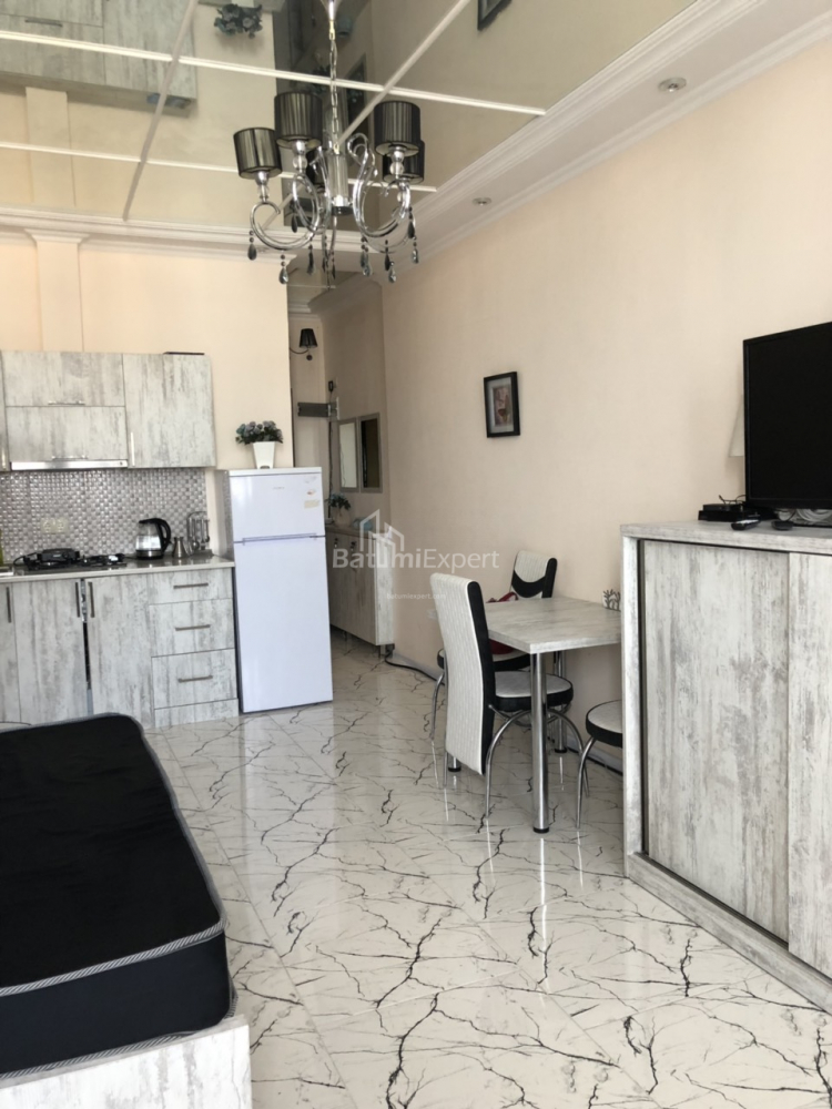 Квартира 29 м² - Зураба Горгиладзе, Батуми, Грузия