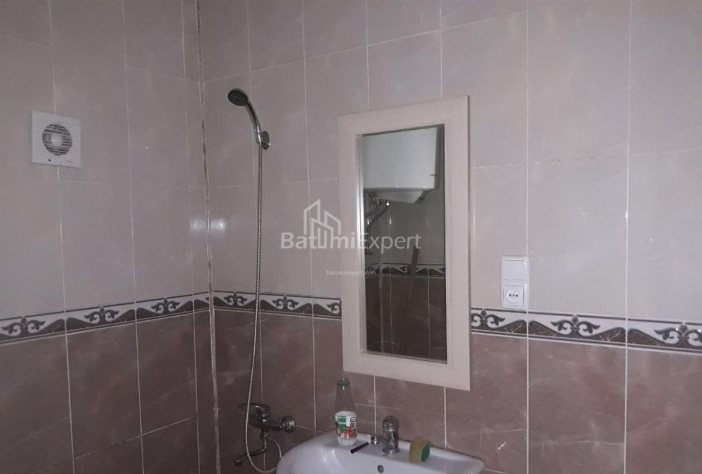 Квартира 36 м² - Шерифа Химшиашвили, Батуми, Грузия