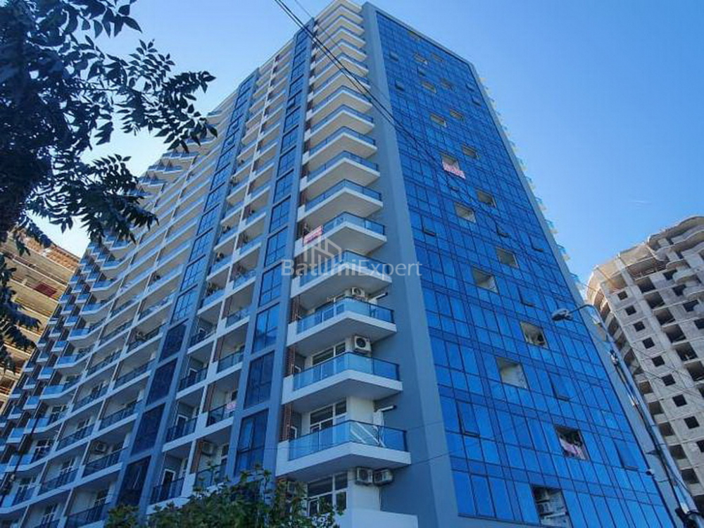 Квартира 42.3 м² - Леха и Марии Качинских, Батуми, Грузия