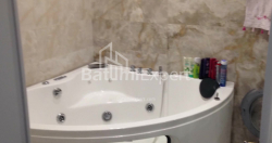 Квартира 5-комн 135 м² - Ильи Чавчавадзе, Батуми