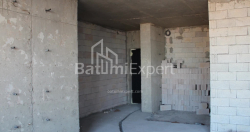 Квартира 2-комн 74 м² - Аллея Героев, Батуми