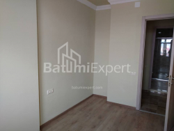Квартира 4-комн 72 м² - Петра Меликишвили, Батуми