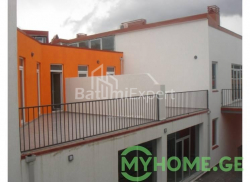 Квартира 2-комн 81 м² - Юрьевская, Батуми