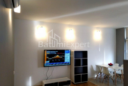 Квартира 3-комн 80 м² - Александра Пушкина, Батуми