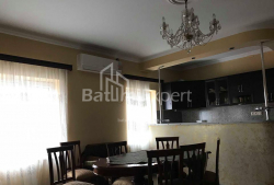 Квартира 3-комн 68 м² - Давида Агмашенебли, Батуми