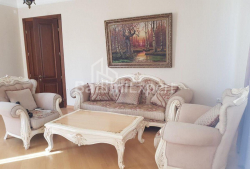 Квартира 4-комн 250 м² - Юрьевская, Батуми