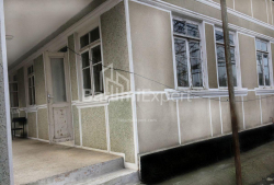 Квартира 4-комн 120 м² - Свищевского, Батуми