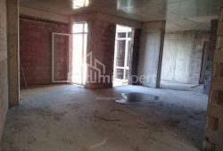 Квартира 3-комн 73 м² - Юрьевская, Батуми