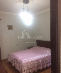 Квартира 3-комн 65 м² - Юрьевская, Батуми
