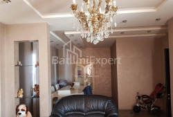 Квартира 3-комн 135 м² - Петра Багратиони, Батуми
