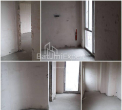 Квартира 3-комн 78 м² - Юрьевская, Батуми