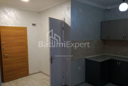 Квартира 3-комн 48 м² - Петра Меликишвили, Батуми