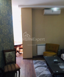 Квартира 2-комн 60 м² - Юрьевская, Батуми