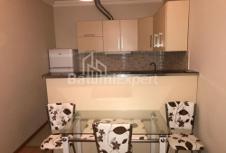 Квартира 2-комн 45 м² - Иване Джавахишвили, Батуми