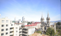 Квартира 3-комн 74 м² - Юрьевская, Батуми