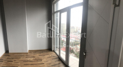 Квартира 3-комн 48 м² - Петра Багратиони, Батуми