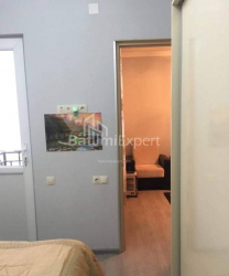 Квартира 3-комн 52 м² - Юрьевская, Батуми