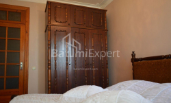 Квартира 3-комн 90 м² - Юрьевская, Батуми