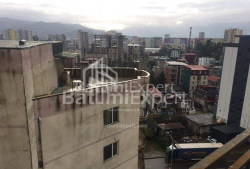 Квартира 1-комн 68 м² - Петра Багратиони, Батуми