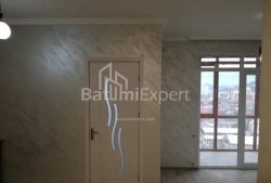 Квартира 3-комн 80 м² - Петра Меликишвили, Батуми