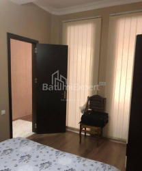 Квартира 3-комн 69 м² - Зураба Горгиладзе, Батуми