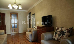 Квартира 3-комн 90 м² - Царя Парнаваза, Батуми