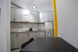 Квартира 2-комн 47 м² - Зураба Горгиладзе, Батуми