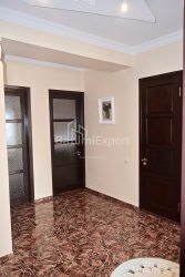 Квартира 117 м² - Зураба Горгиладзе, Батуми, Грузия