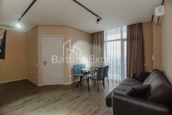 Квартира 2-комн 43 м² - Григола Элиава, Батуми