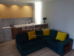 Квартира 2-комн 42.3 м² - Леха и Марии Качинских, Батуми