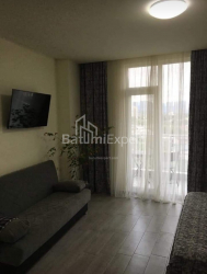 Квартира 2-комн 40 м² - Ангиса, Батуми