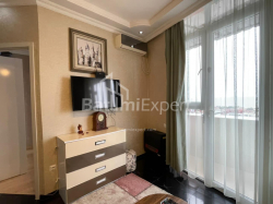 Квартира 2-комн 37 м² - Еквтиме Такаишвили, Батуми