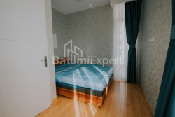 Квартира 2-комн 72 м² - Шерифа Химшиашвили, Батуми