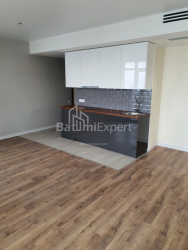 Квартира 3-комн 74.7 м² - Леха и Марии Качинских, Батуми