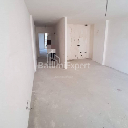 Квартира 4-комн 102 м² - Юсуфа Кобаладзе, Батуми