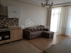 Квартира 3-комн 80 м² - Зураба Горгиладзе, Батуми