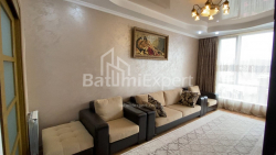 Квартира 3-комн 70 м² - Нико Пиросмани, Батуми