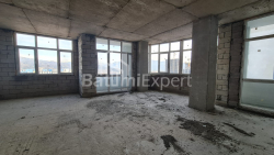 Квартира 4-комн 93 м² - Тбел-Абусеридзе, Батуми