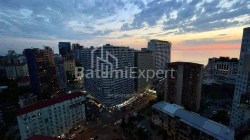 Квартира 80 м² - Шалва Инасаридзе, Батуми, Грузия