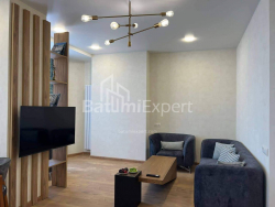 Квартира 3-комн 82 м² - Тбел-Абусеридзе, Батуми