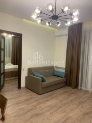 Квартира 3-комн 60 м² - Ангиса, Батуми