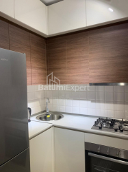 Квартира 3-комн 60 м² - Ангиса, Батуми