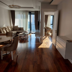 Квартира 3-комн 84 м² - Руставели, Батуми