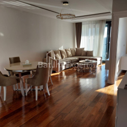 Квартира 3-комн 84 м² - Руставели, Батуми
