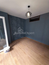 Квартира 3-комн 53 м² - Ангиса, Батуми