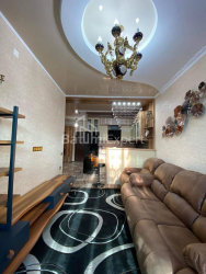 Квартира 3-комн 60 м² - Аллея Героев, Батуми