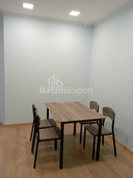 Квартира 4-комн 84 м² - Нико Пиросмани, Батуми