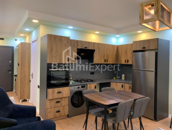 Квартира 2-комн 55 м² - Ангиса, Батуми