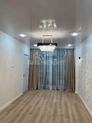 Квартира 3-комн 55 м² - Аллея Героев, Батуми